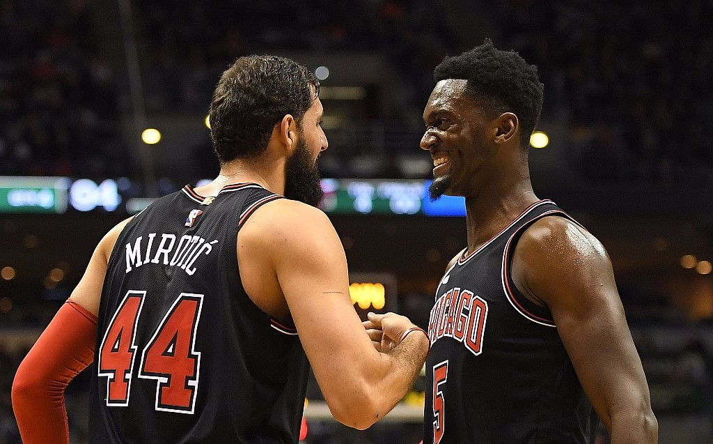 外媒：墨西哥一座世界杯球场附近挖出至少456袋人体遗骸（外媒称：墨西哥一座世界杯场馆附近发现至少456袋人体遗骸）