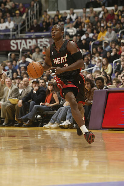 半场战报：罗马0-1那不勒斯，内雷斯反击单刀破门（半场速报：那不勒斯1-0领先罗马，内雷斯反击单刀破门）