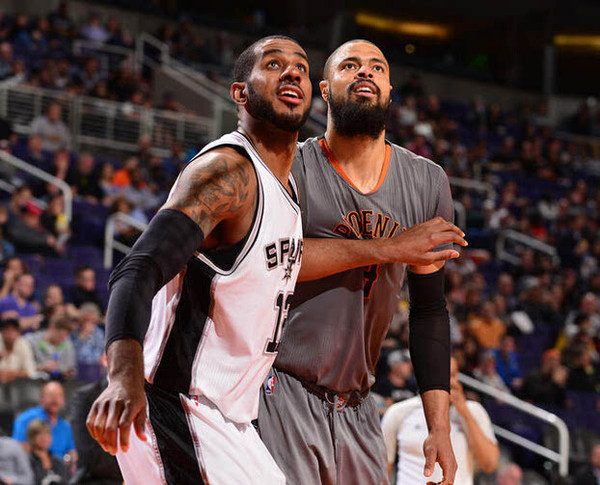 亚洲杯小组赛冷门频出（亚洲杯小组赛爆冷连连）