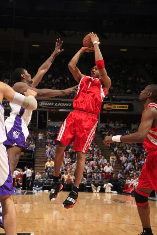 记者：职业联赛颁奖礼时隔6年恢复，拟于12月12日在上海举行（记者：职业联赛颁奖典礼阔别六年重启，拟定于12月12日在上海举行）