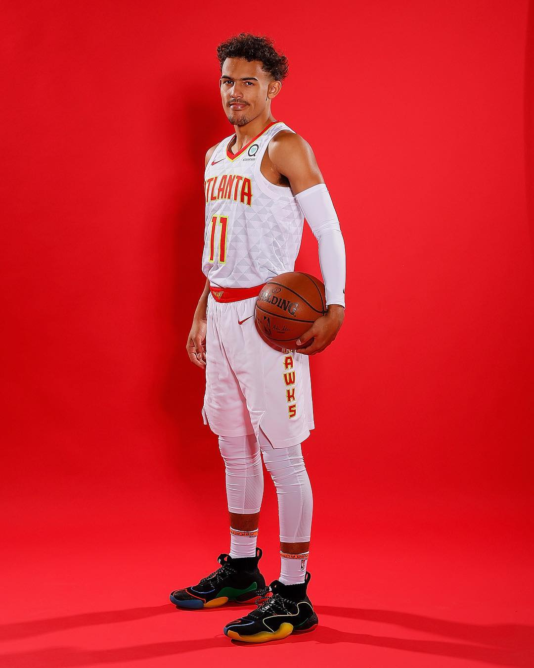 欧联前瞻：波尔图防守出色，马尔默久疏战阵状态难以保证（欧联前瞻：波尔图后防稳健，马尔默久未比赛状态成疑）