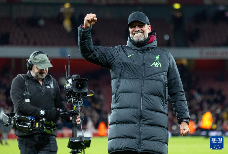 战巴萨独造3球，福布斯：梦想成真，很高兴能打出这样的表现（独造三球战巴萨！福布斯：梦想成真，很开心有这样的发挥）