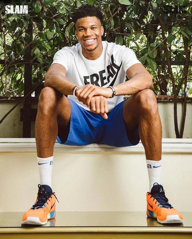 全市场：那不勒斯正寻找安古伊萨替代者，最现实的选择是梅努（全市场：那不勒斯物色安古伊萨接班人，梅努被视为最可行的人选）